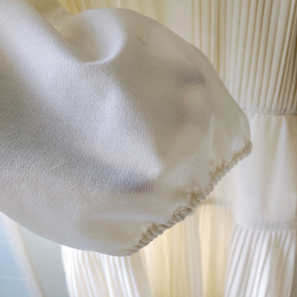 VINTAGE BEVERLY COLLECTION Cream Pleated Dress Polyester Size S - Picture 4 of 9